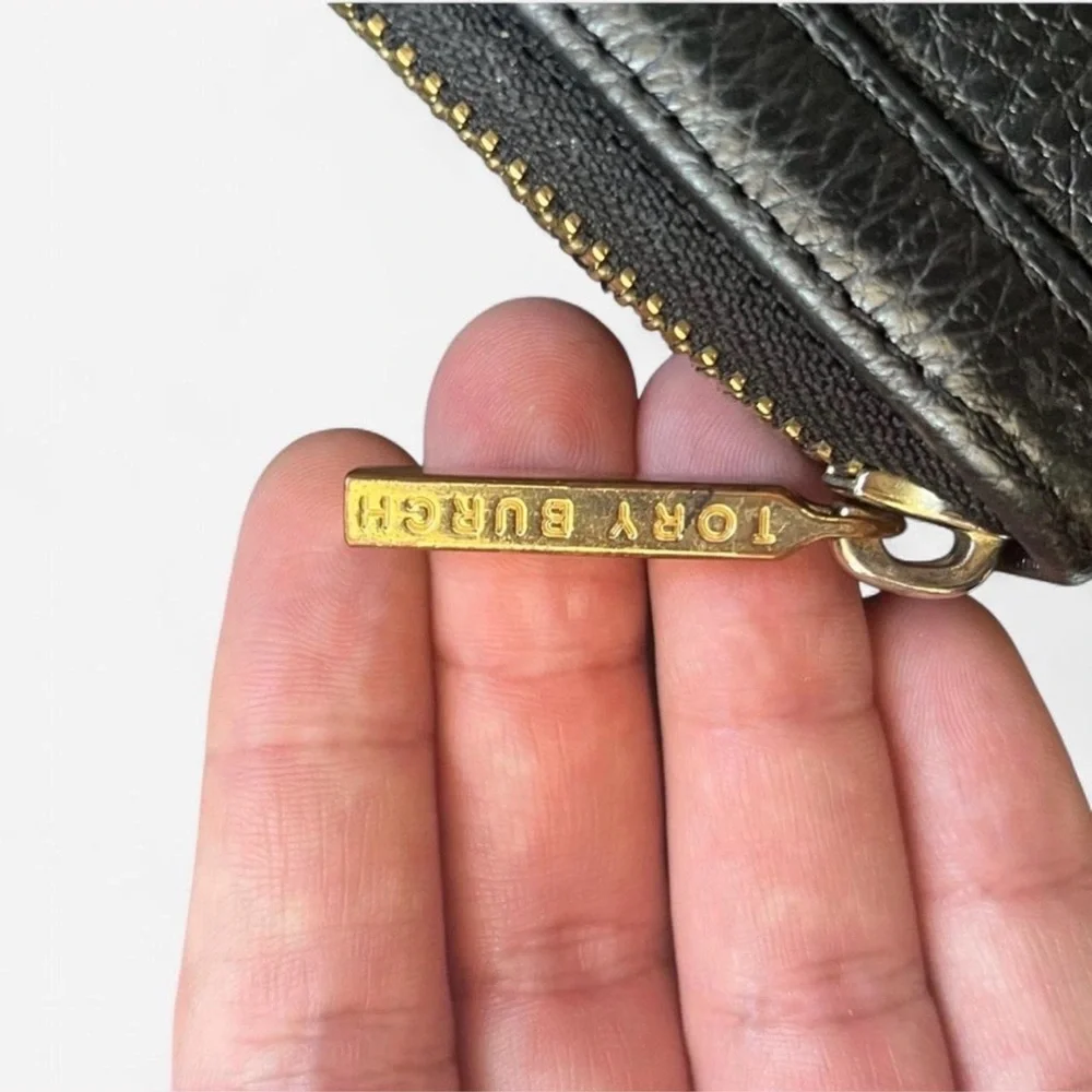 TORY BURCH Black/Gold Pebble‎ Leather Long Wallet